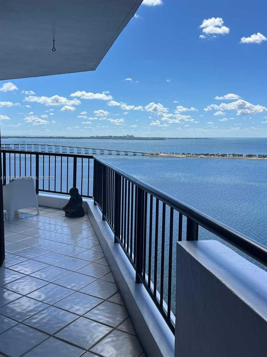 Small Image of 1581 BRICKELL AVE #2005, Miami Number 10