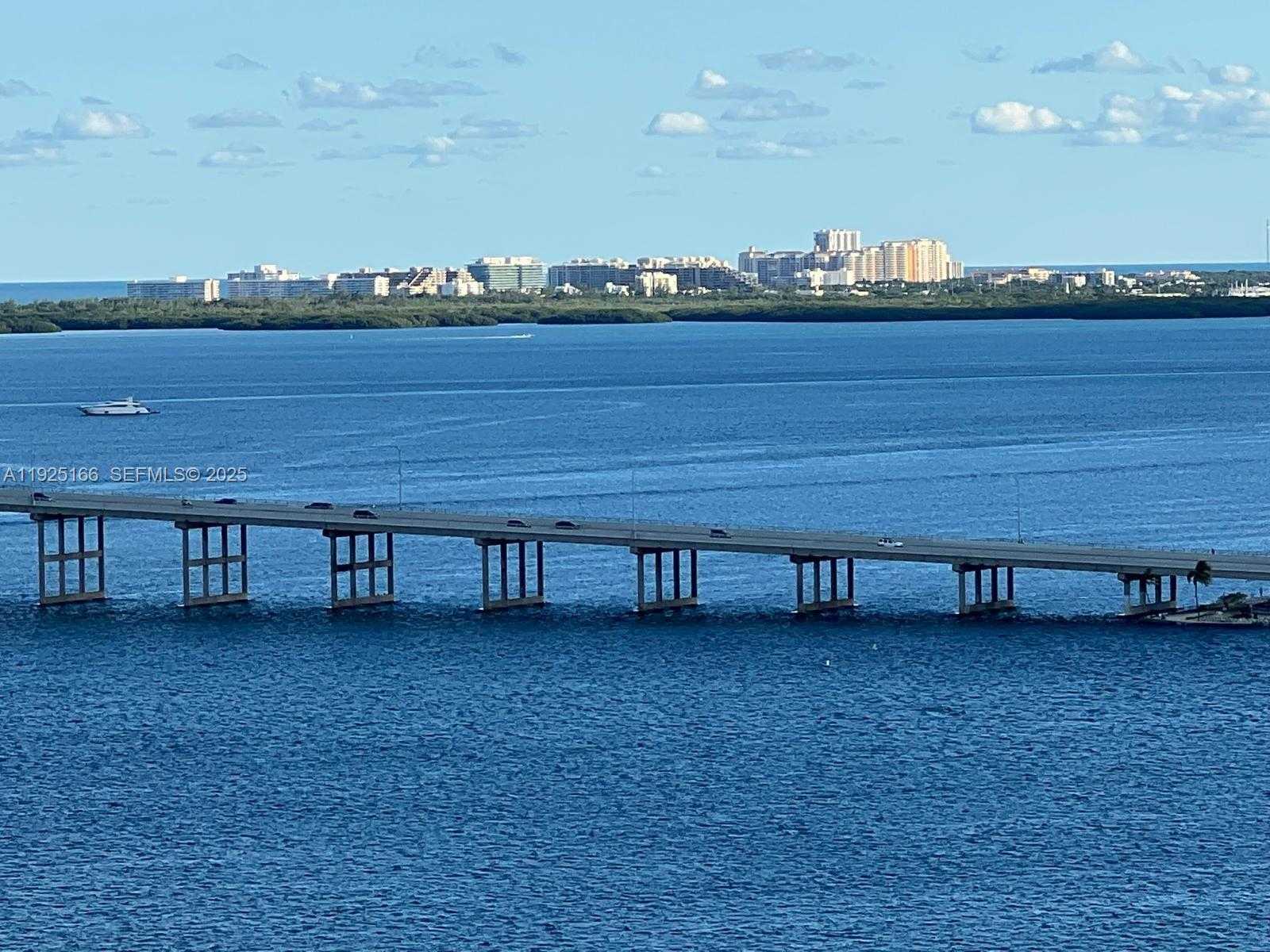 Small Image of 1581 BRICKELL AVE #2005, Miami Number 16