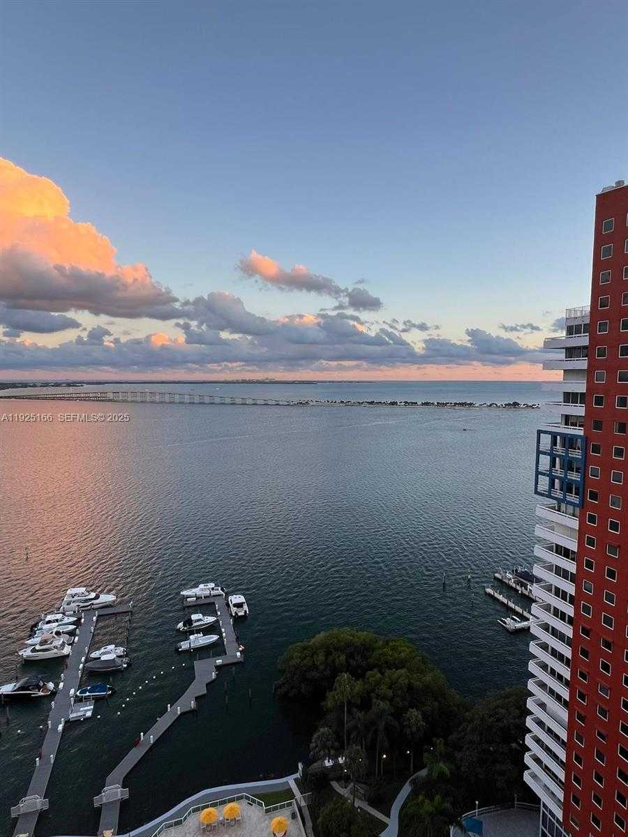 Small Image of 1581 BRICKELL AVE #2005, Miami Number 40
