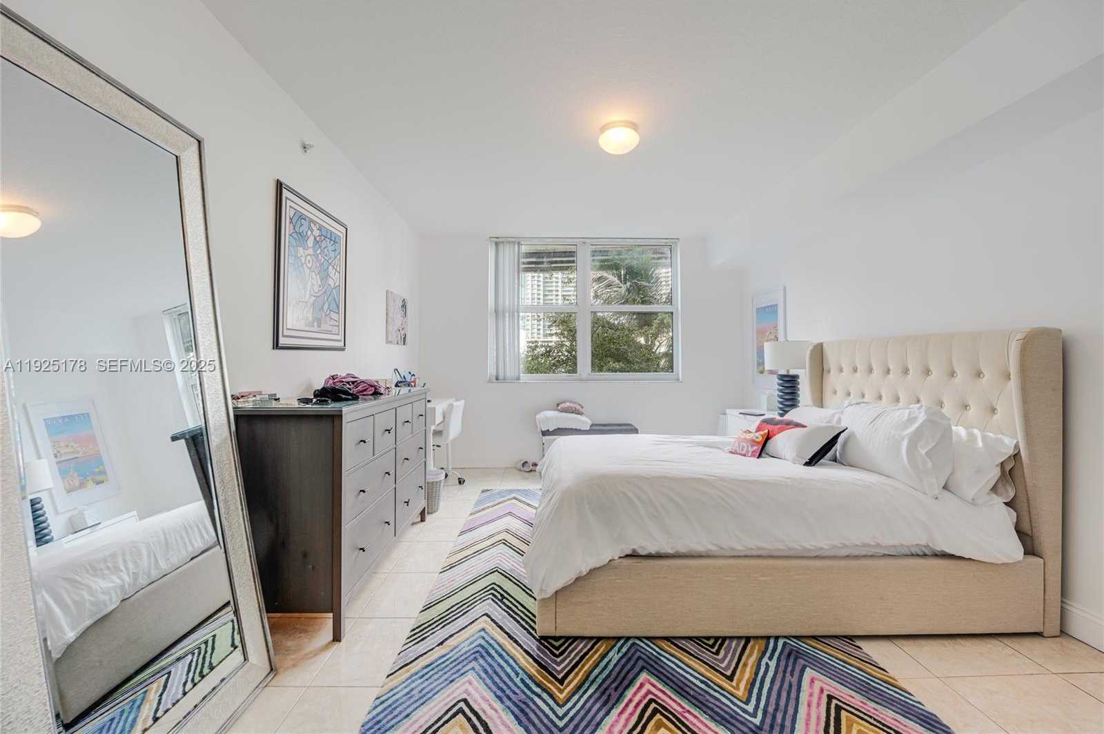 Small Image of 31 SOUTH EAST 5TH ST #409, Miami Number 15