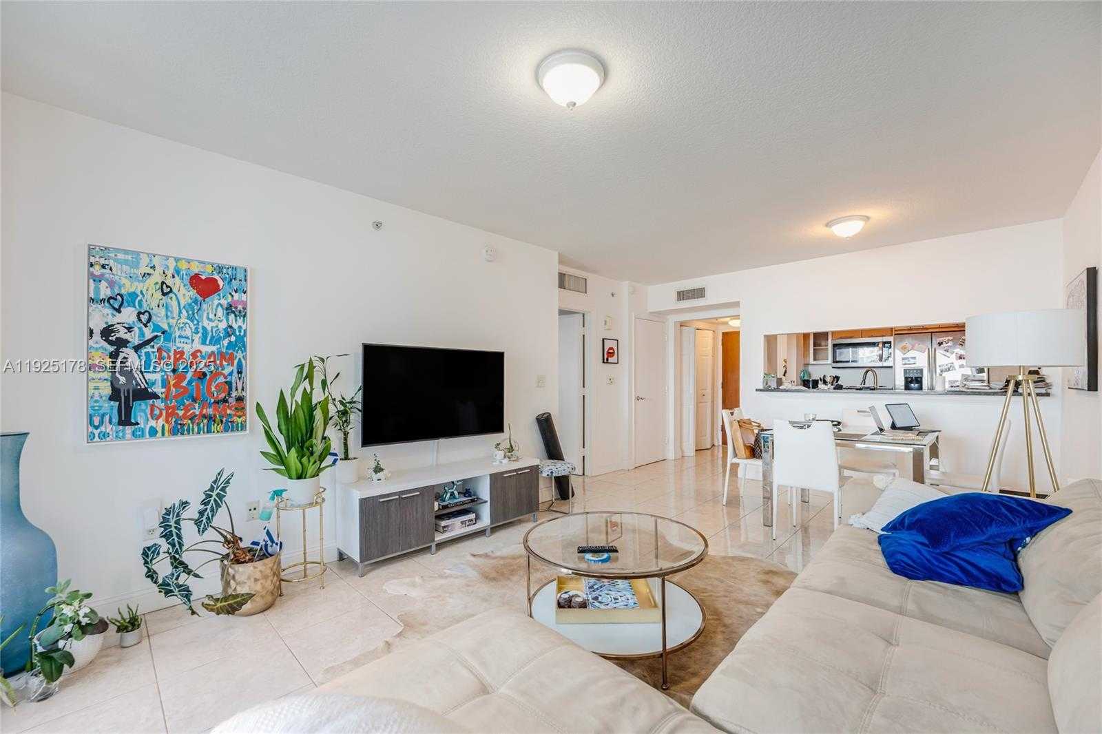 Small Image of 31 SOUTH EAST 5TH ST #409, Miami Number 7