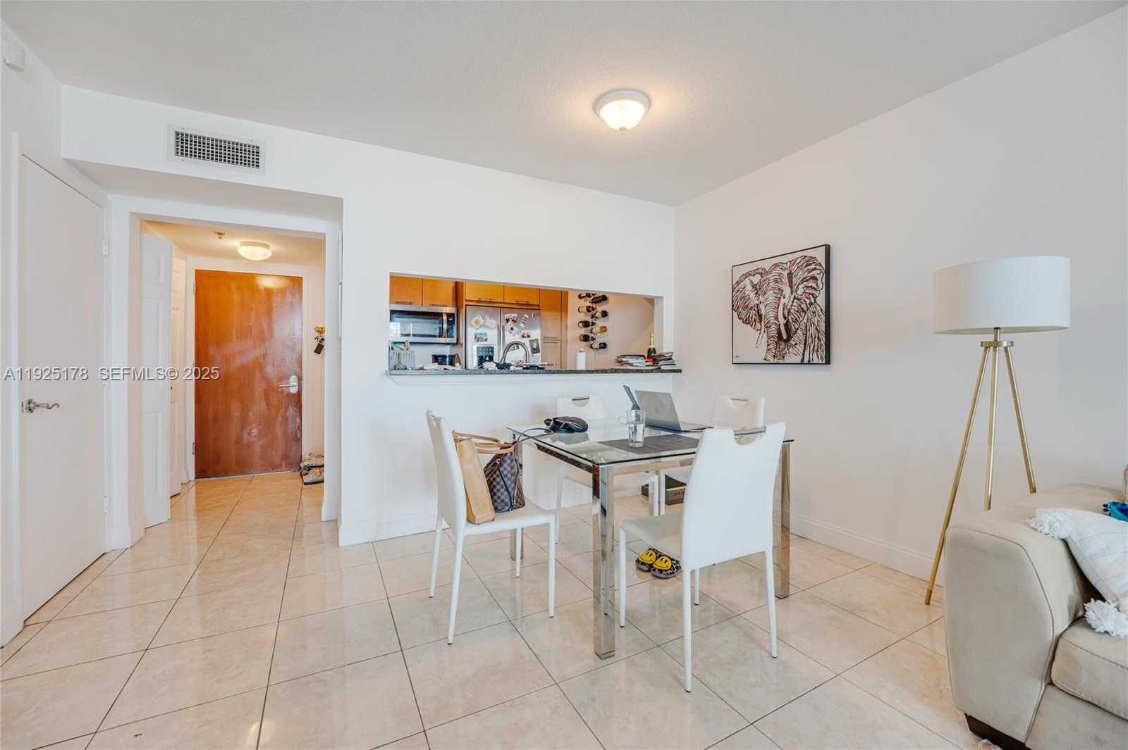 Small Image of 31 SOUTH EAST 5TH ST #409, Miami Number 9