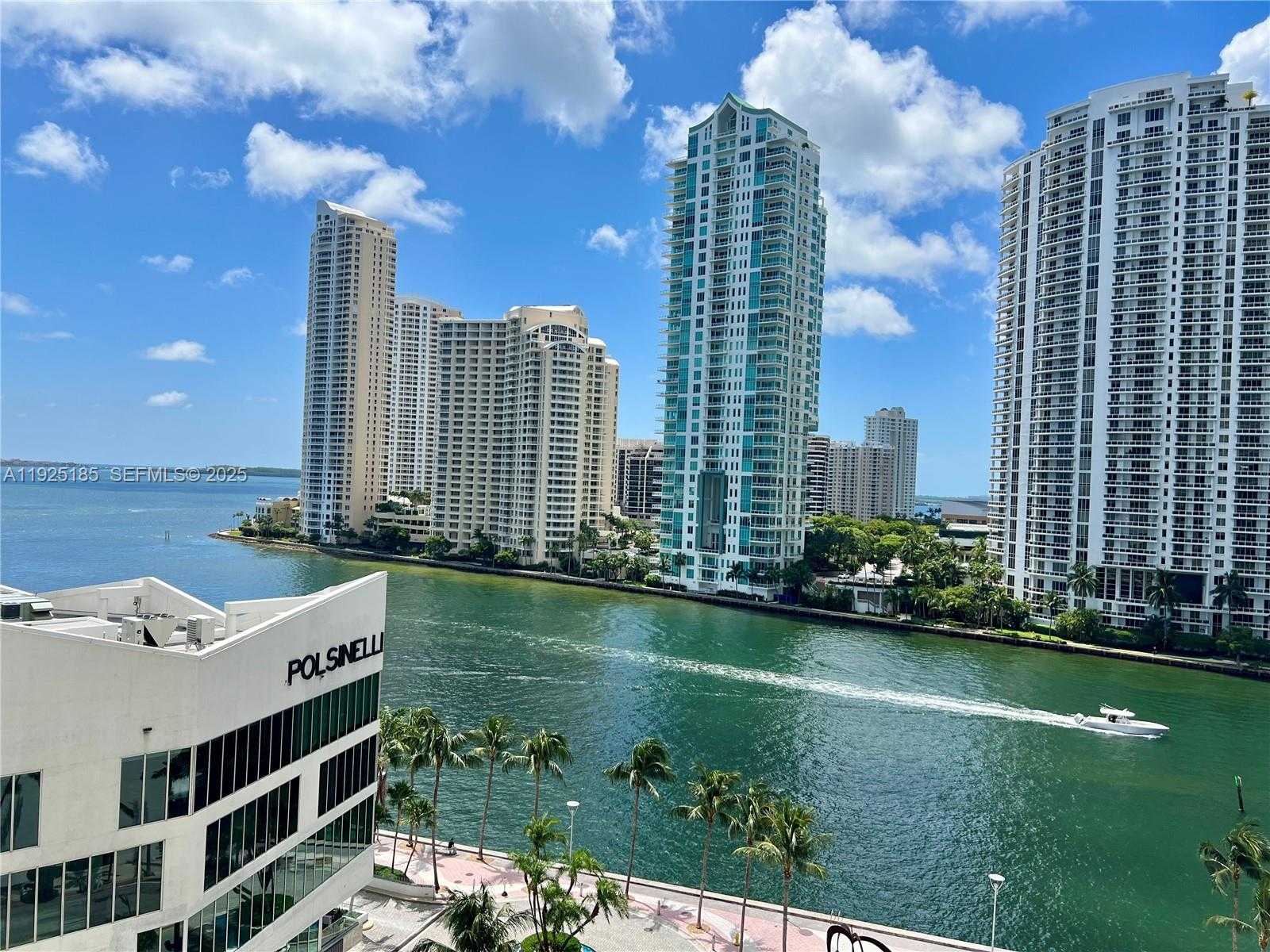 Small Image of 300 SOUTH BISCAYNE BLVD #Loft 1028, Miami Number 15