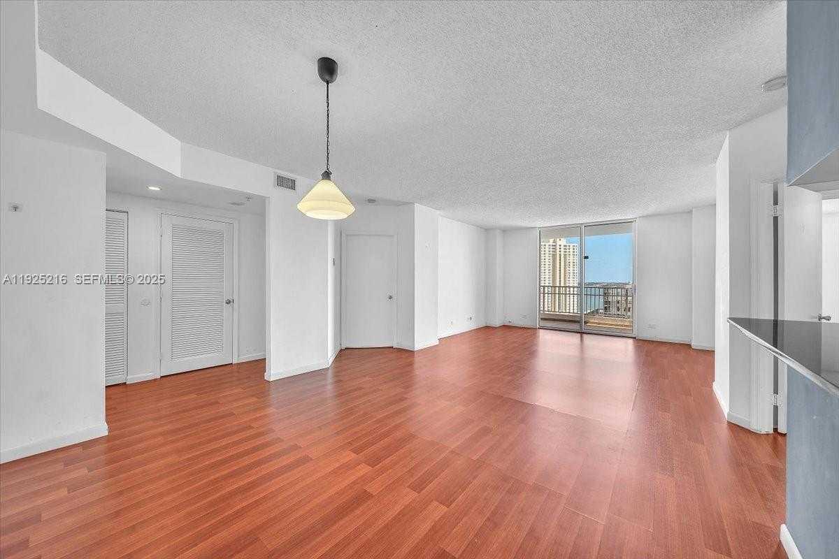 Small Image of 701 BRICKELL KEY BLVD #1911, Miami Number 13