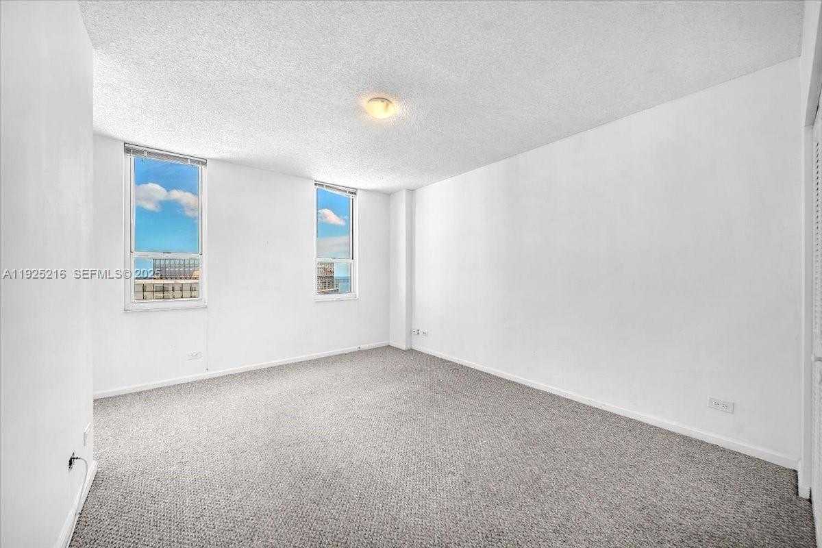 Small Image of 701 BRICKELL KEY BLVD #1911, Miami Number 23