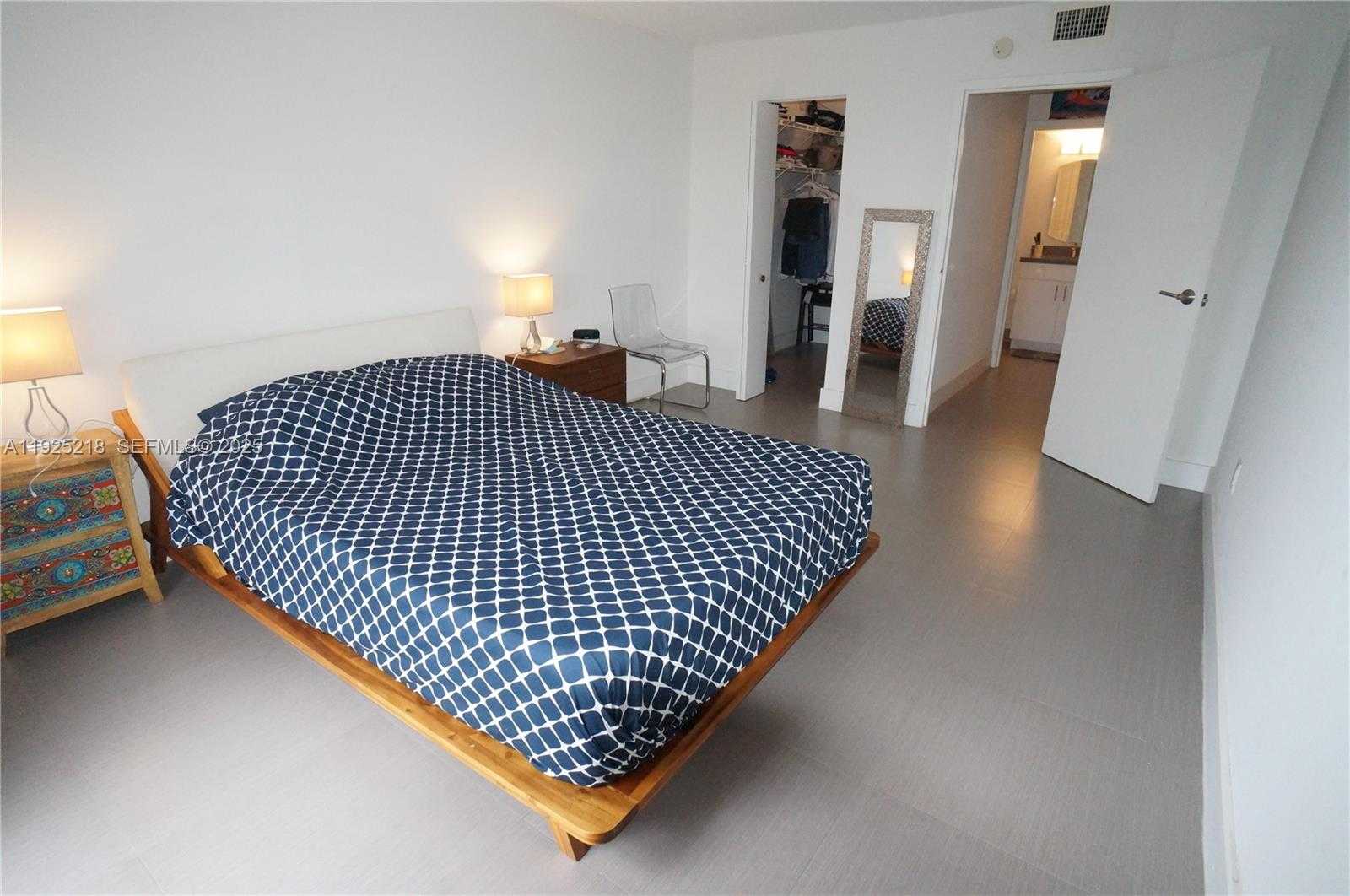 Small Image of 16950 WEST DIXIE HWY #A439, North Miami Beach Number 10