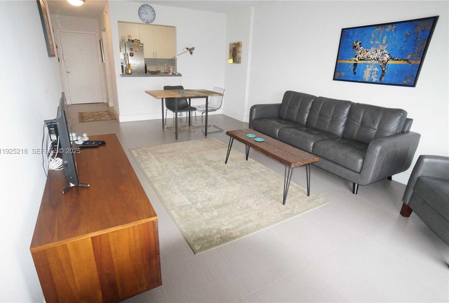 Small Image of 16950 WEST DIXIE HWY #A439, North Miami Beach Number 6