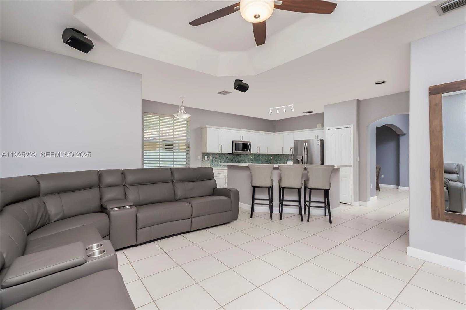 Small Image of 3808 SOUTH WEST 165TH TER, Miramar Number 11