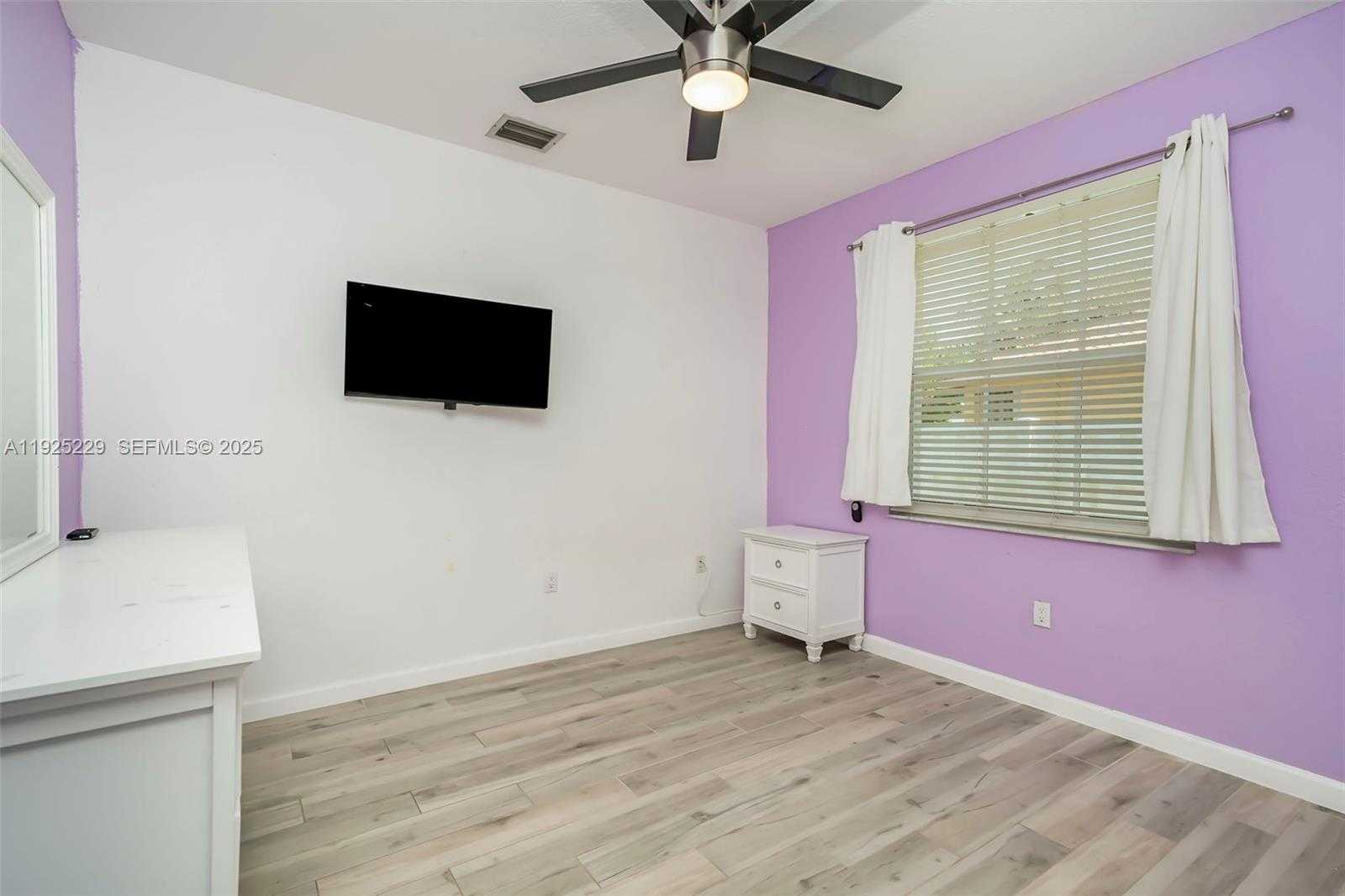 Small Image of 3808 SOUTH WEST 165TH TER, Miramar Number 19