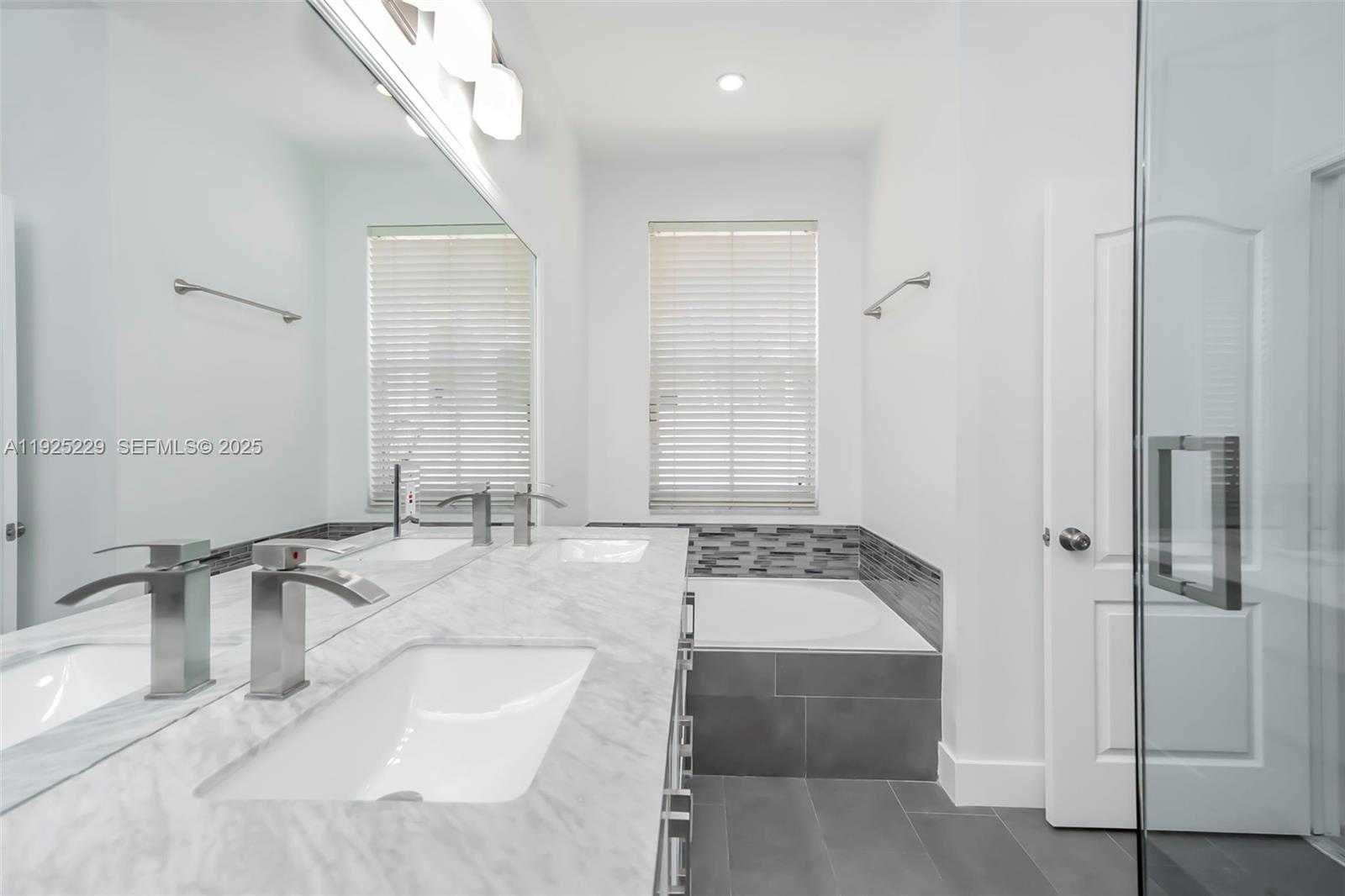 Small Image of 3808 SOUTH WEST 165TH TER, Miramar Number 26