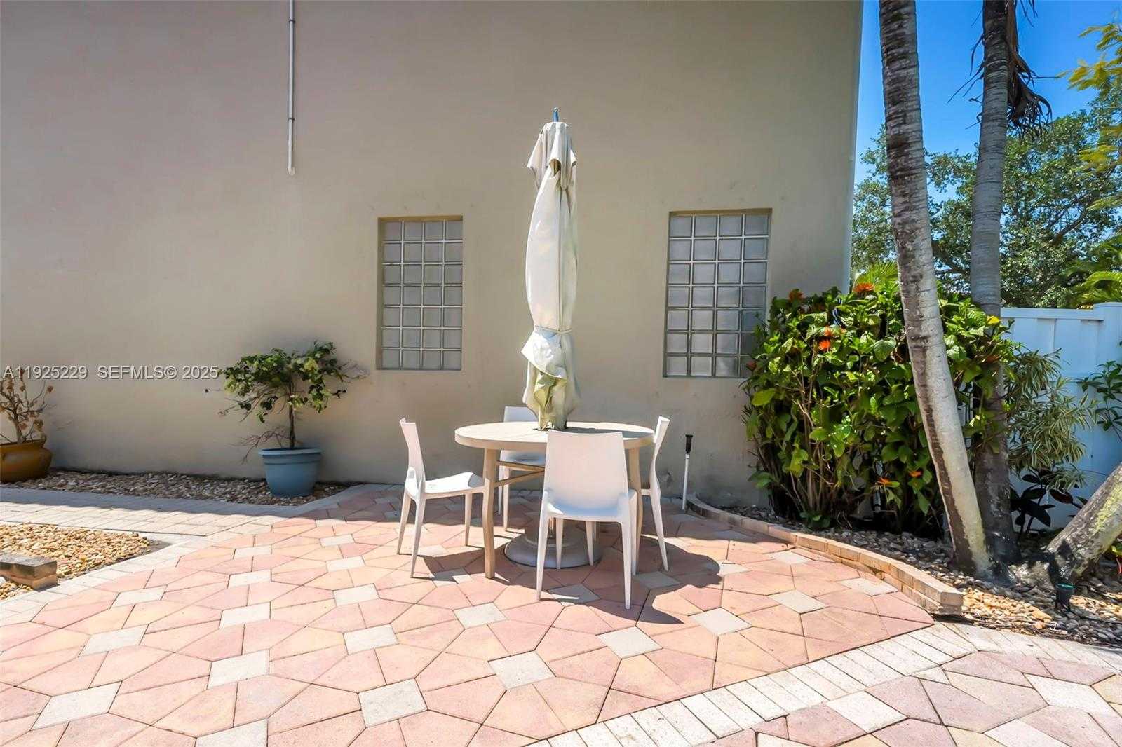 Small Image of 3808 SOUTH WEST 165TH TER, Miramar Number 35