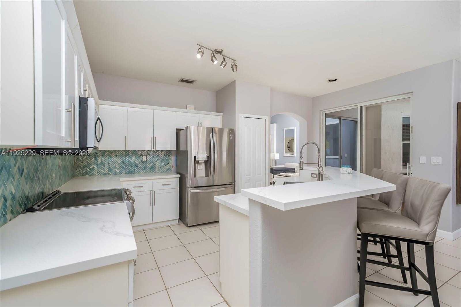 Small Image of 3808 SOUTH WEST 165TH TER, Miramar Number 8