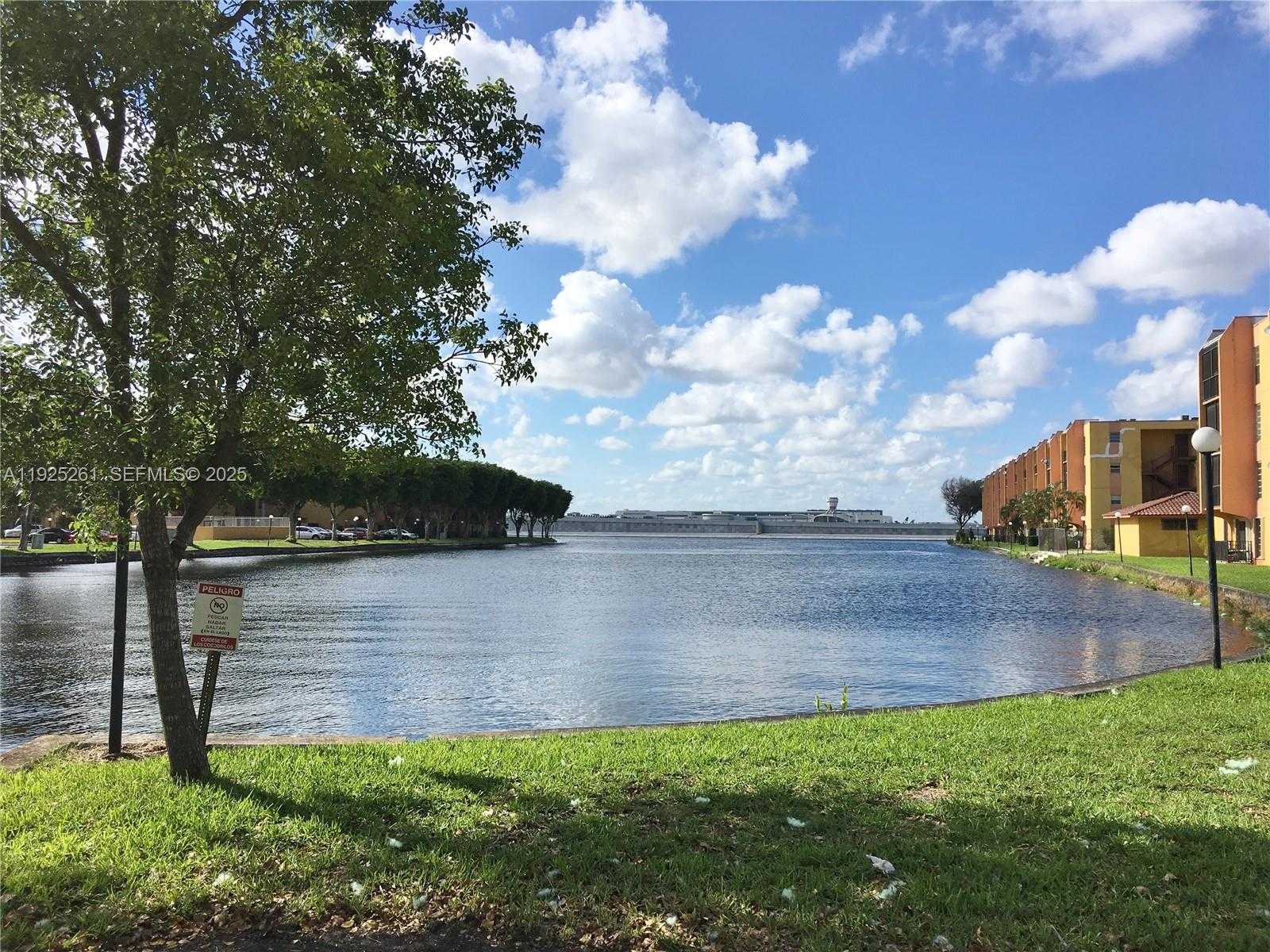 Small Image of 4721 NORTH WEST 7TH ST #104-12, Miami Number 11