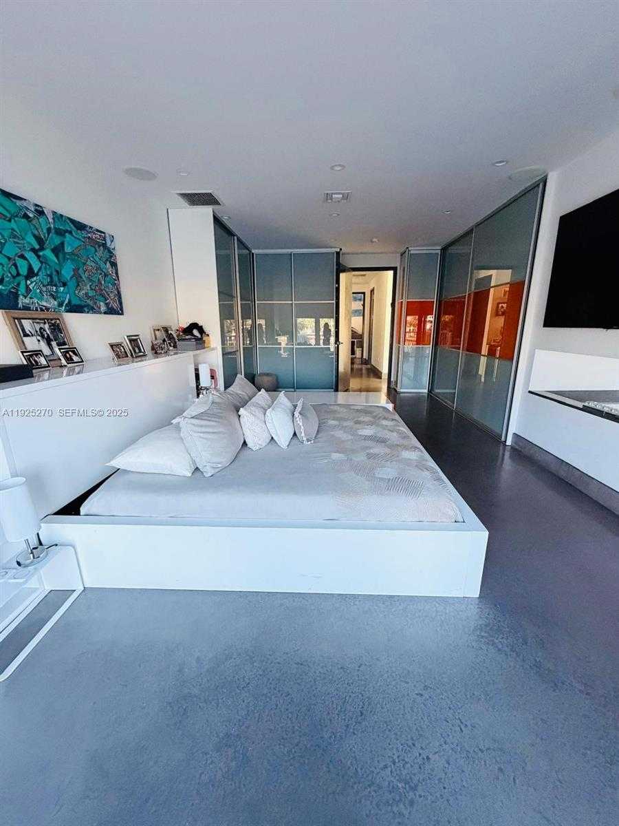 Small Image of 21025 NORTH EAST 38TH AVE #81, Aventura Number 26