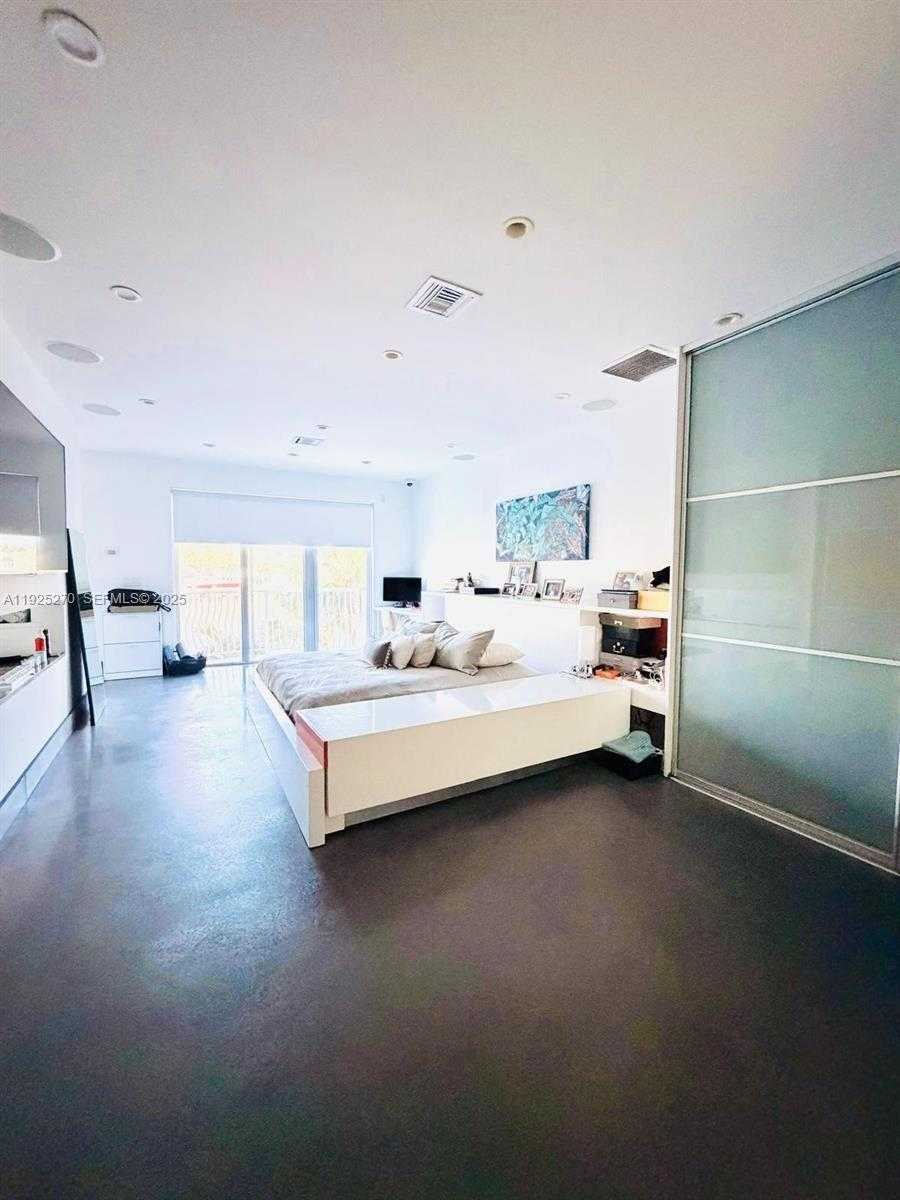 Small Image of 21025 NORTH EAST 38TH AVE #81, Aventura Number 27