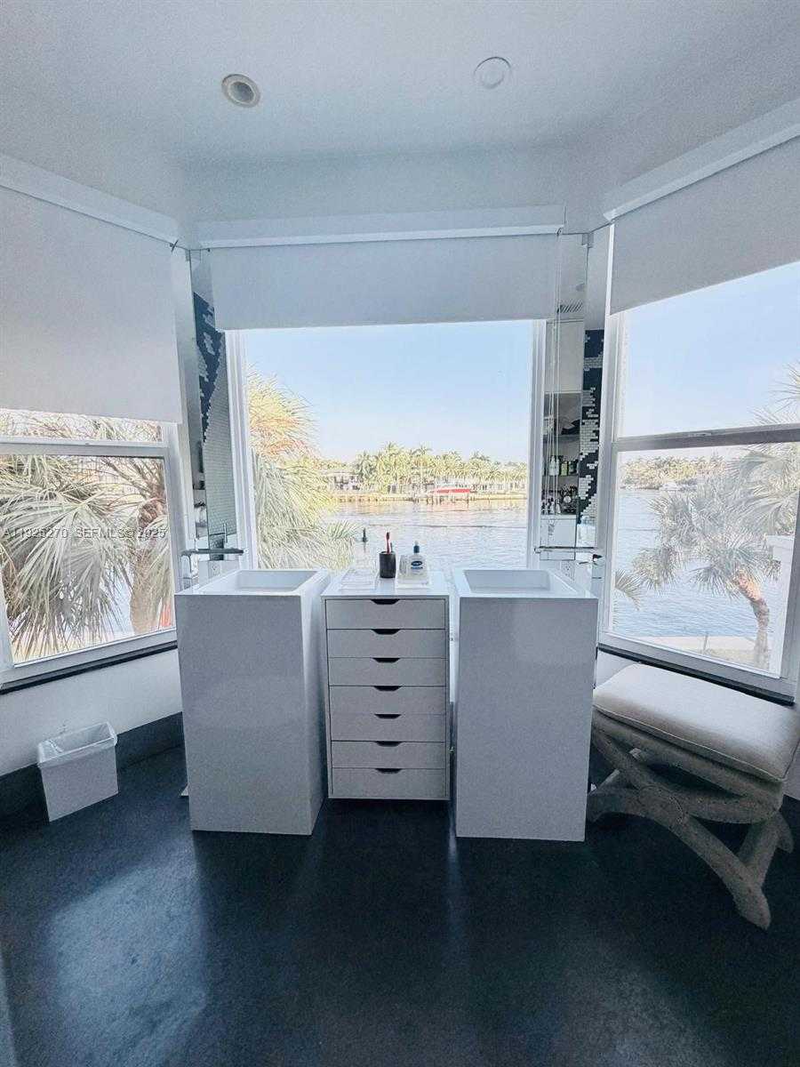 Small Image of 21025 NORTH EAST 38TH AVE #81, Aventura Number 33