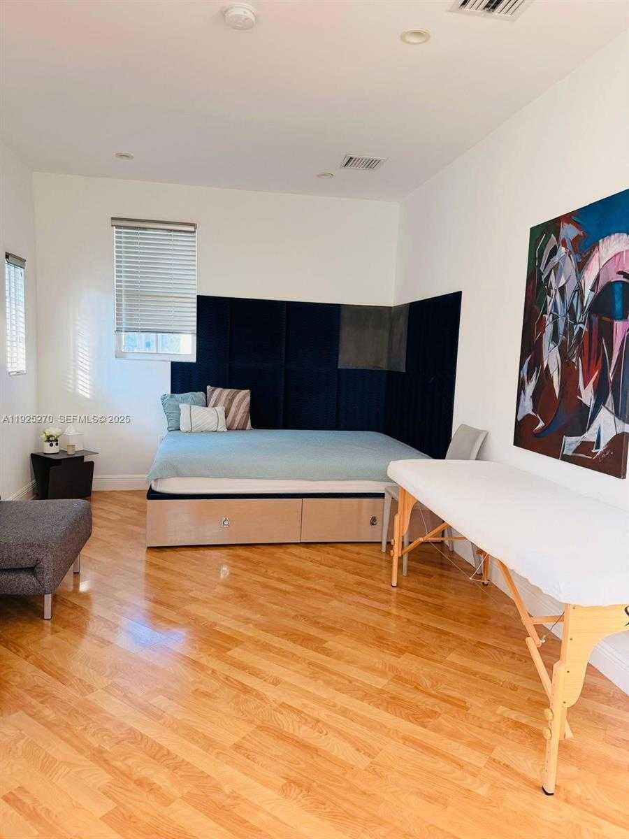 Small Image of 21025 NORTH EAST 38TH AVE #81, Aventura Number 47