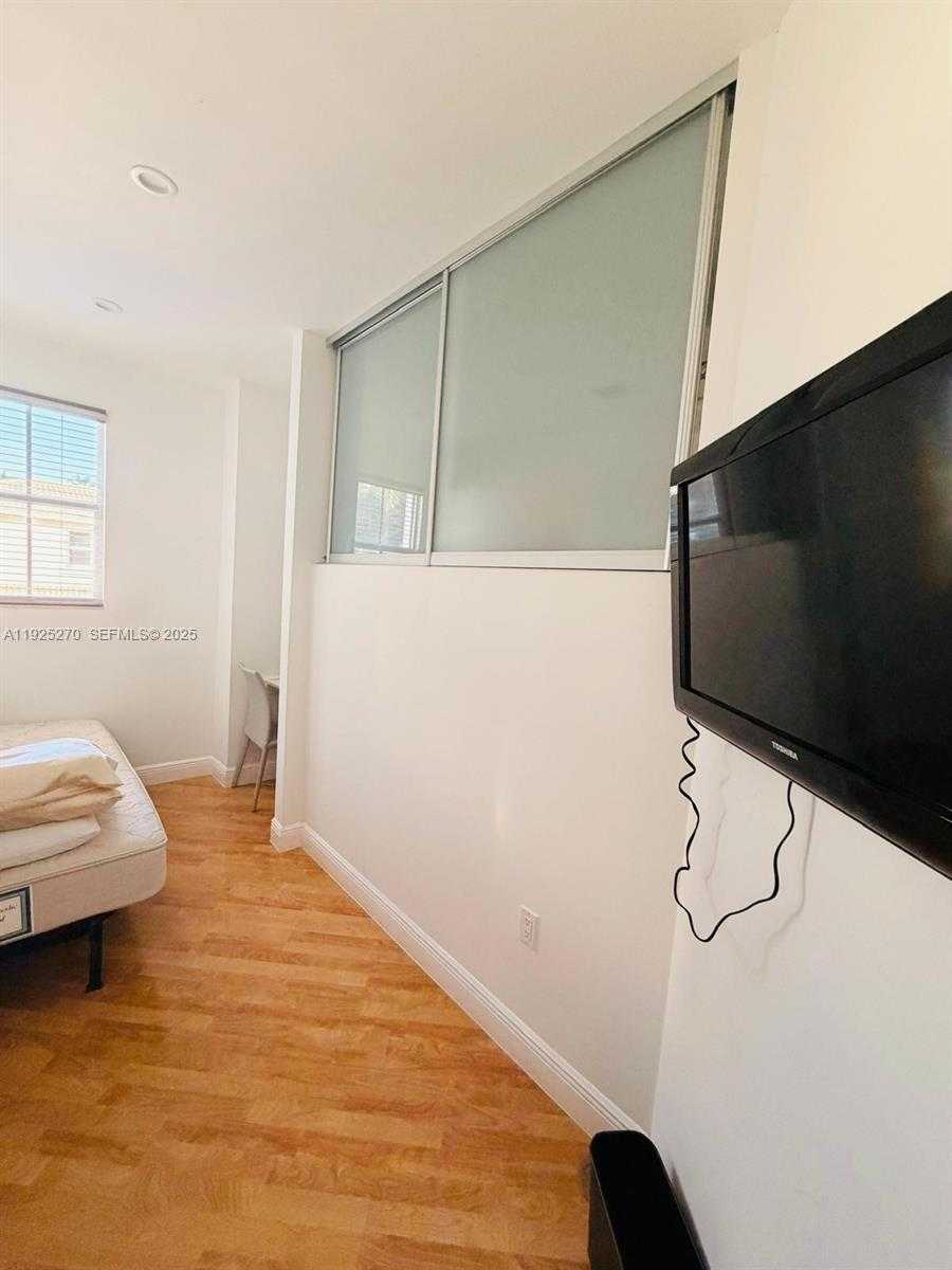 Small Image of 21025 NORTH EAST 38TH AVE #81, Aventura Number 48