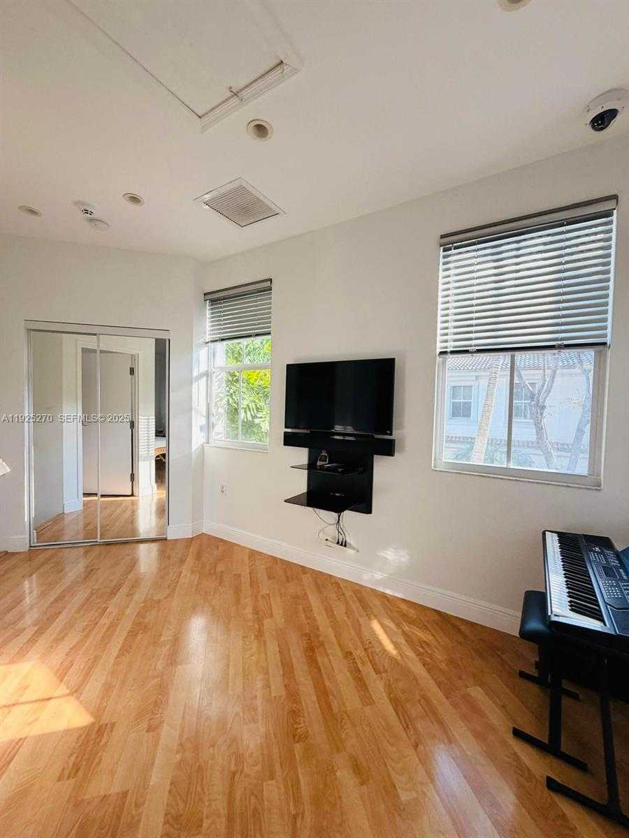 Small Image of 21025 NORTH EAST 38TH AVE #81, Aventura Number 50