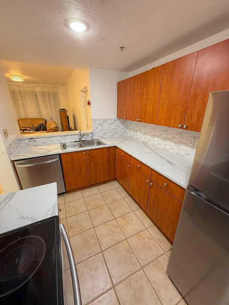 Small Image of 6630 NORTH WEST 114TH AVE #1502, Doral Number 12