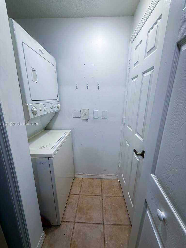 Small Image of 6630 NORTH WEST 114TH AVE #1502, Doral Number 16