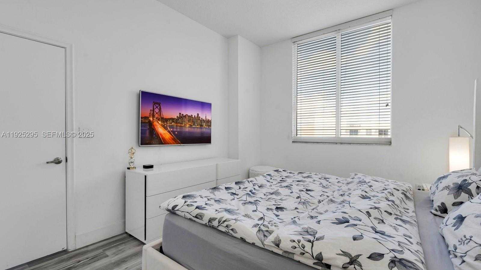 Small Image of 18800 NORTH EAST 29TH AVE #PH20, Aventura Number 12