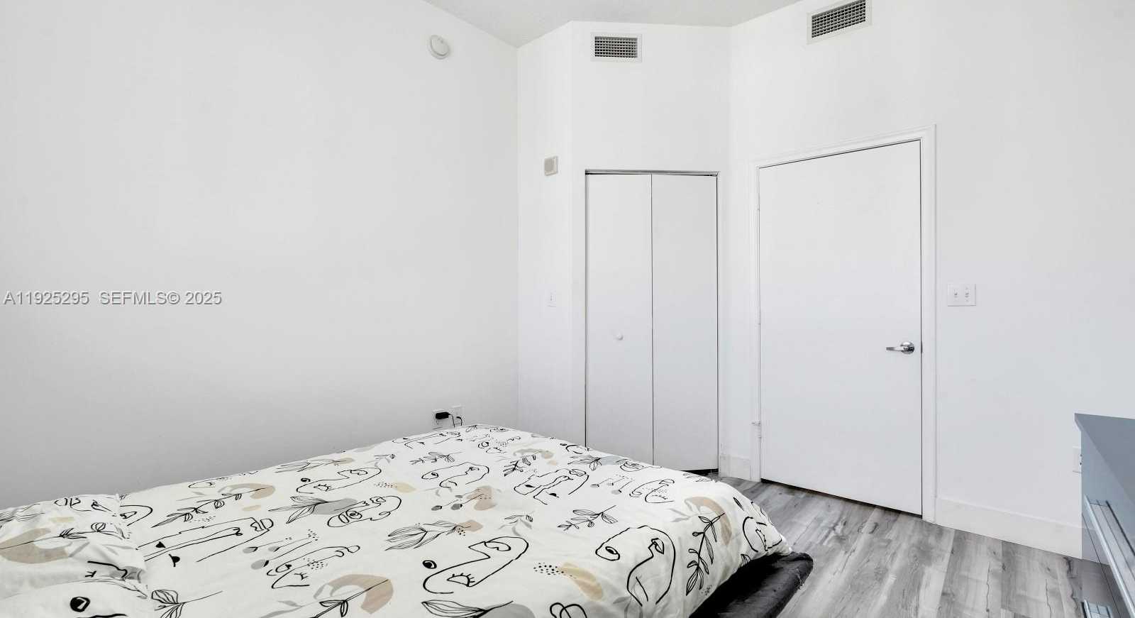 Small Image of 18800 NORTH EAST 29TH AVE #PH20, Aventura Number 18