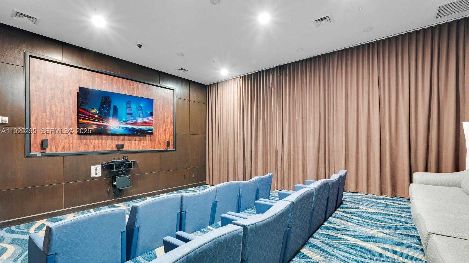 Small Image of 18800 NORTH EAST 29TH AVE #PH20, Aventura Number 35