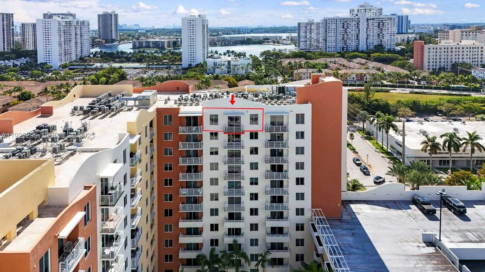 Small Image of 18800 NORTH EAST 29TH AVE #PH20, Aventura Number 38