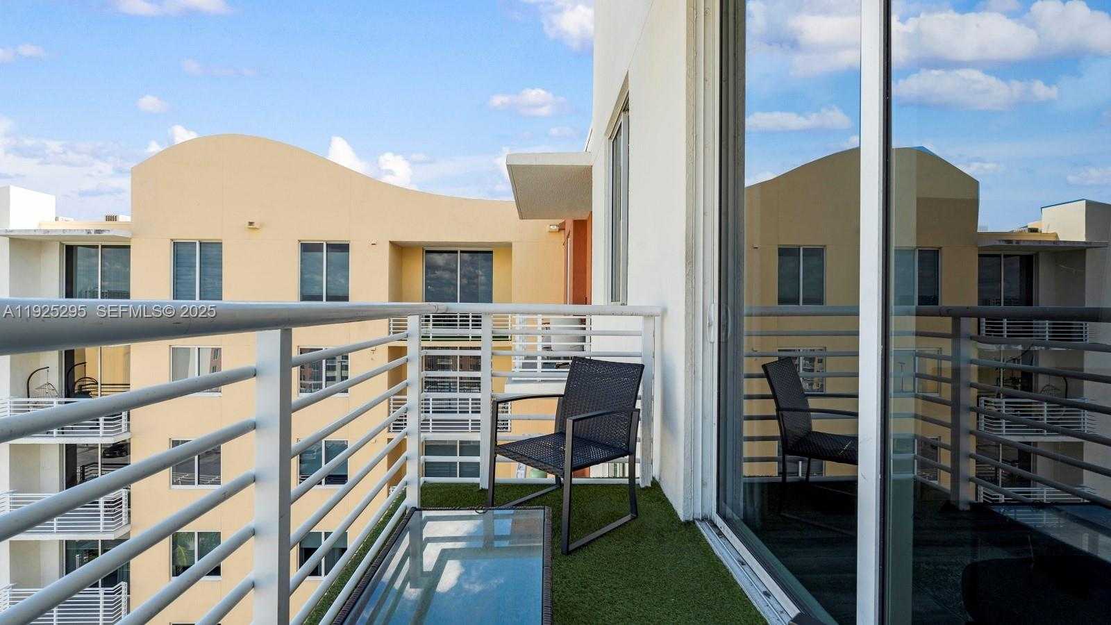 Small Image of 18800 NORTH EAST 29TH AVE #PH20, Aventura Number 6