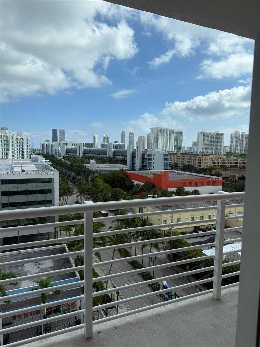 Small Image of 18800 NORTH EAST 29TH AVE #1008, Aventura Number 10