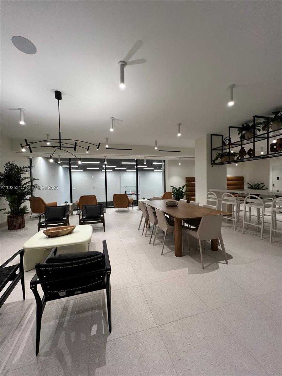 Small Image of 225 NORTH MIAMI AVE #1502, Miami Number 16