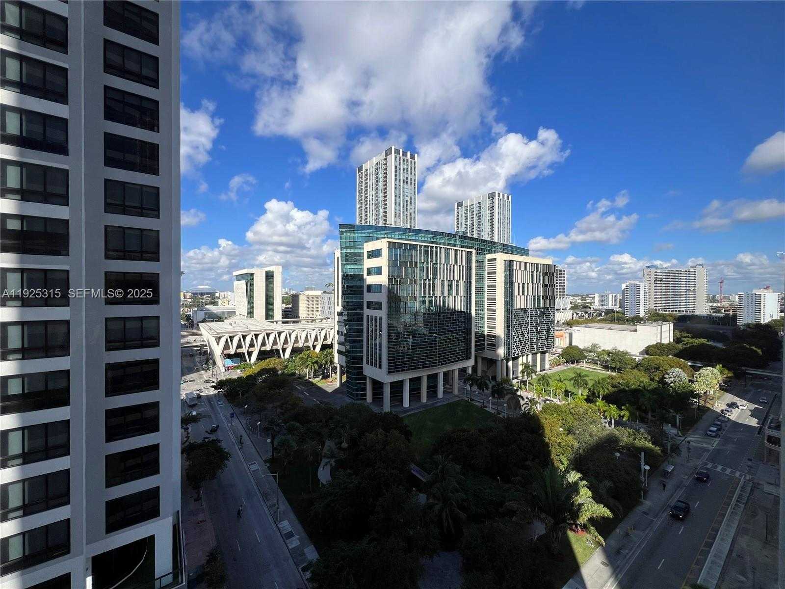 Small Image of 225 NORTH MIAMI AVE #1502, Miami Number 24