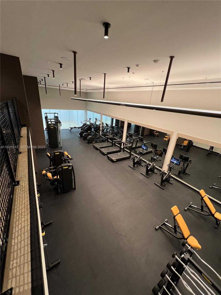 Small Image of 225 NORTH MIAMI AVE #1502, Miami Number 8