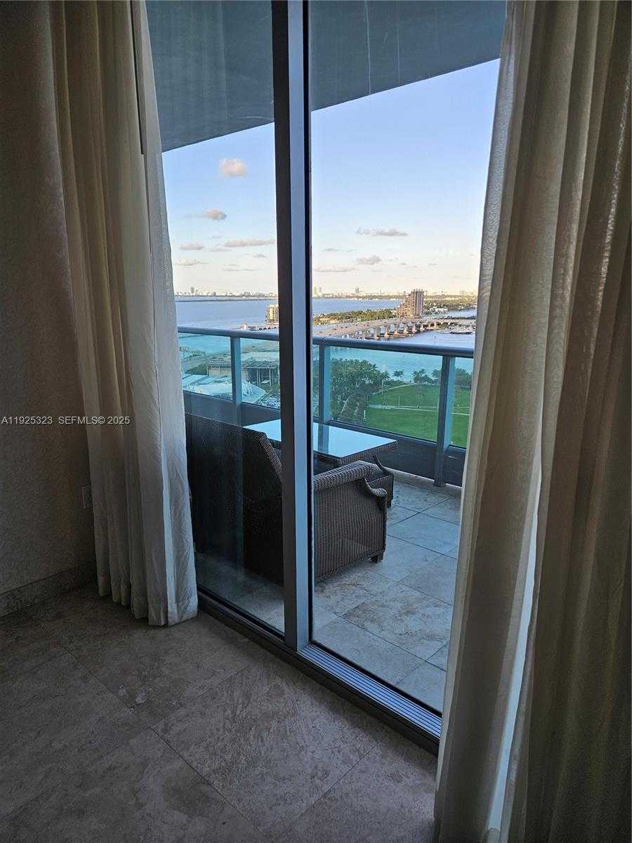 Small Image of 900 BISCAYNE BLVD #2604, Miami Number 12