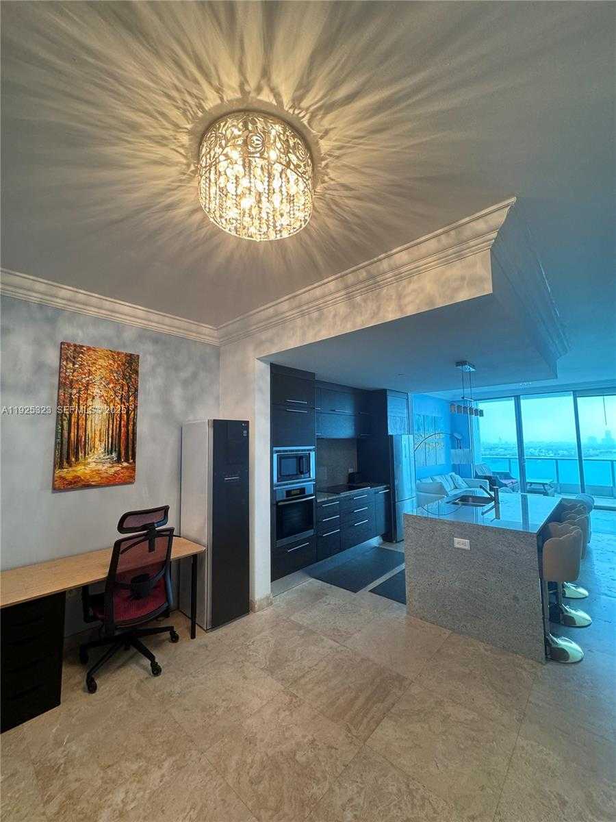 Small Image of 900 BISCAYNE BLVD #2604, Miami Number 30