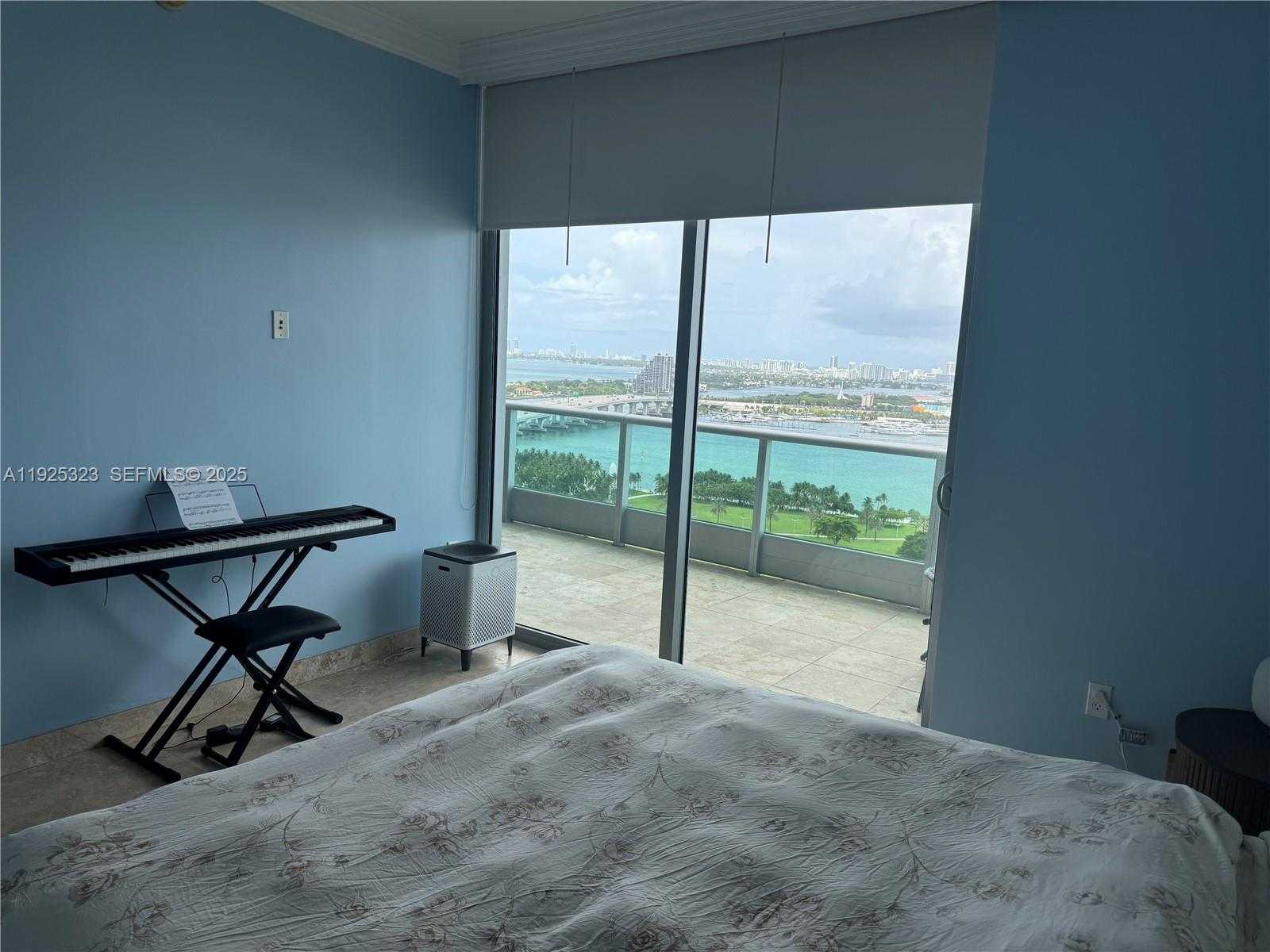 Small Image of 900 BISCAYNE BLVD #2604, Miami Number 41