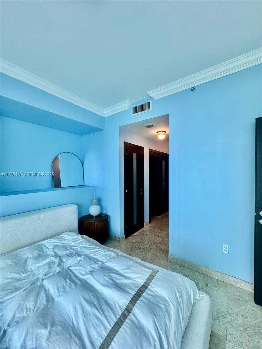 Small Image of 900 BISCAYNE BLVD #2604, Miami Number 46