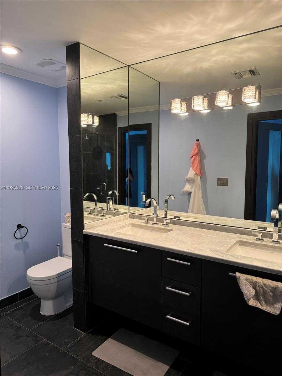 Small Image of 900 BISCAYNE BLVD #2604, Miami Number 60