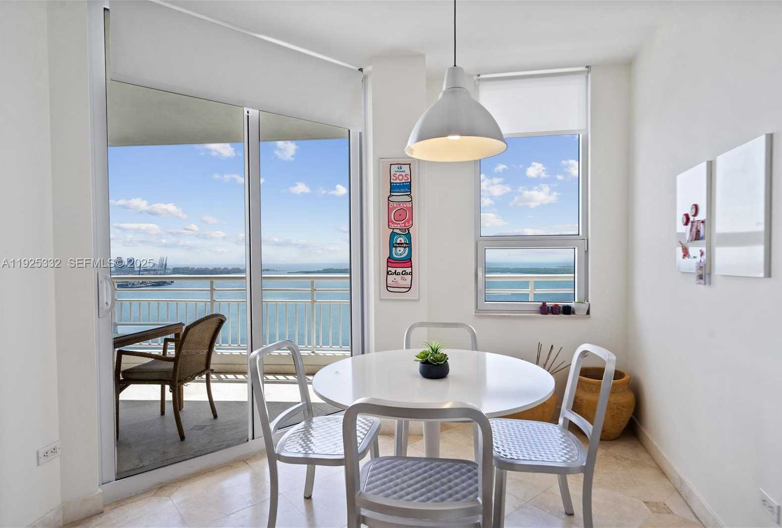 Small Image of 808 BRICKELL KEY DR #3304, Miami Number 11