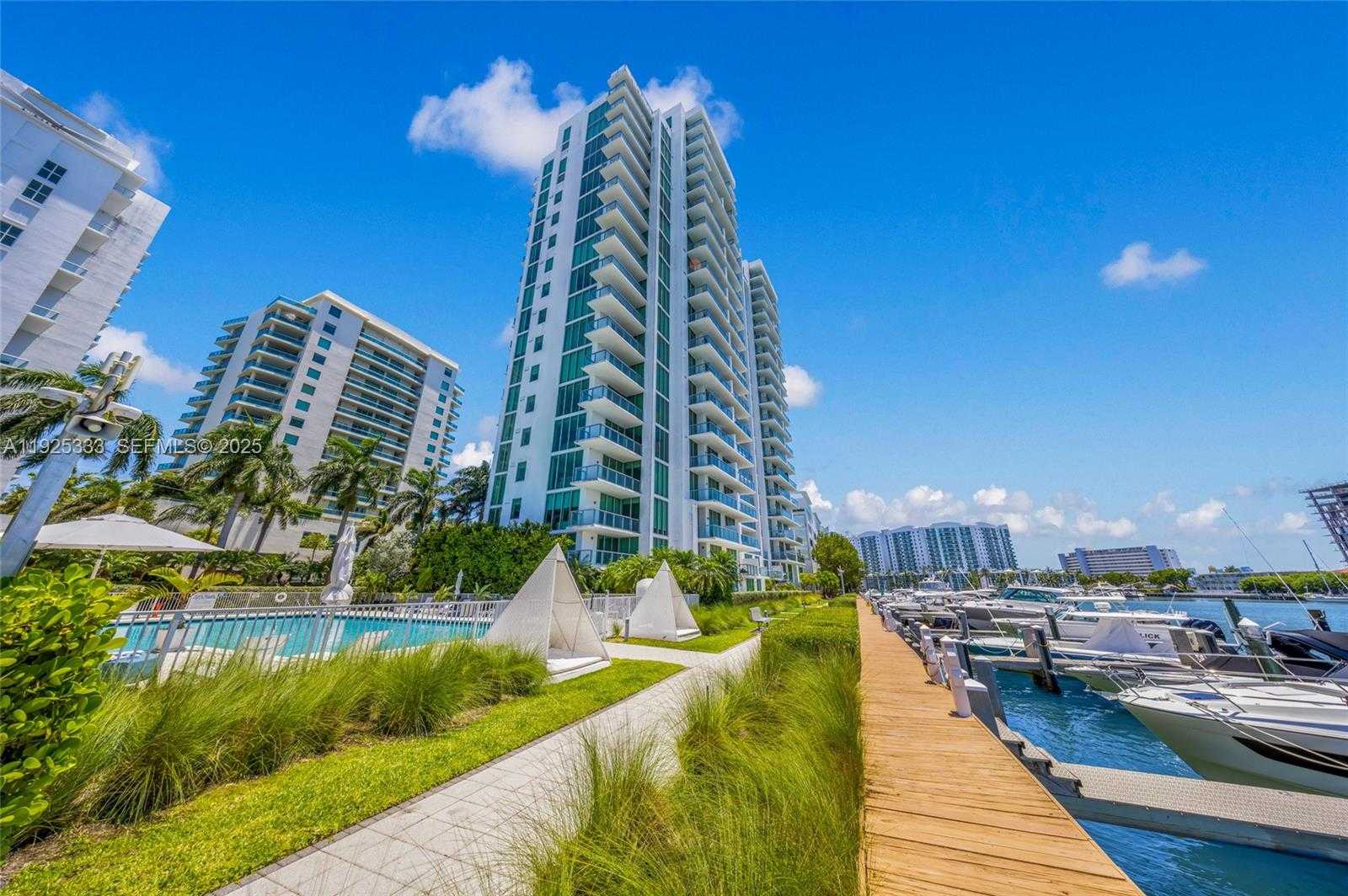 Small Image of 7930 EAST DR #DR, North Bay Village Number 26