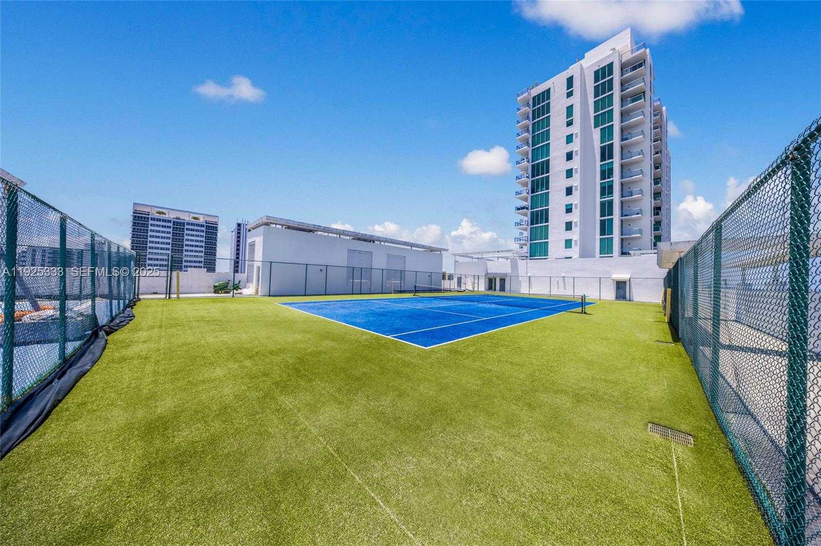 Small Image of 7930 EAST DR #DR, North Bay Village Number 33