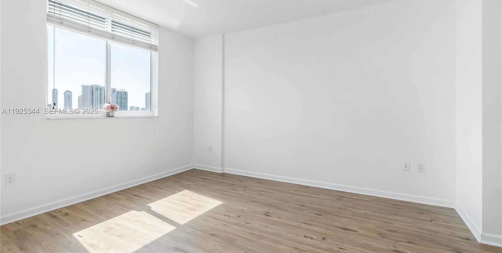 Small Image of 18800 NORTH EAST 29TH AVE #1012, Aventura Number 13