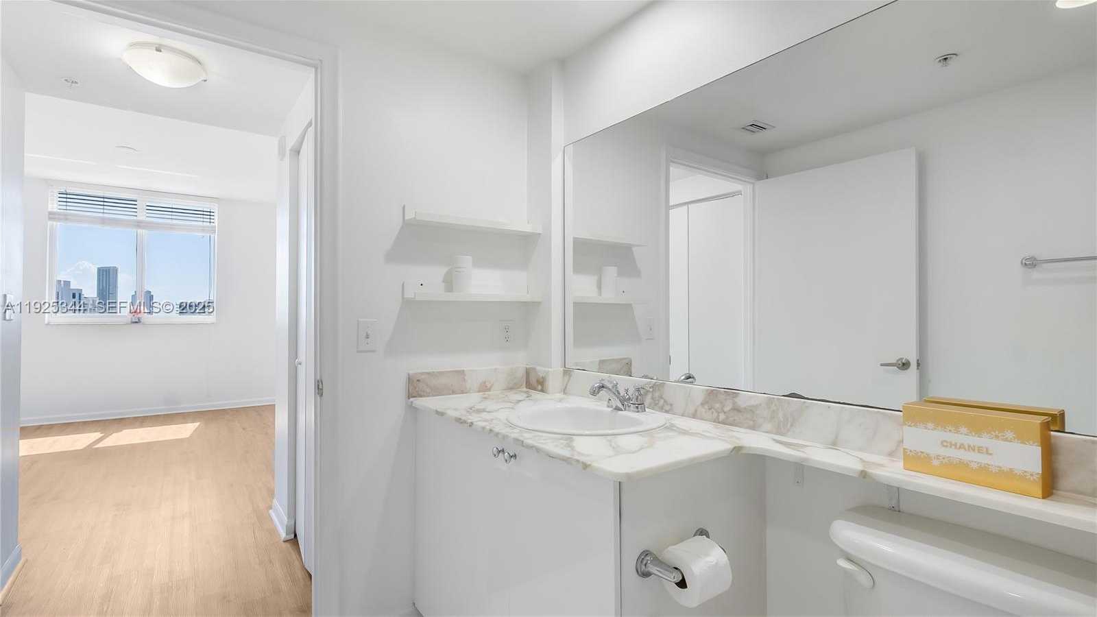 Small Image of 18800 NORTH EAST 29TH AVE #1012, Aventura Number 16