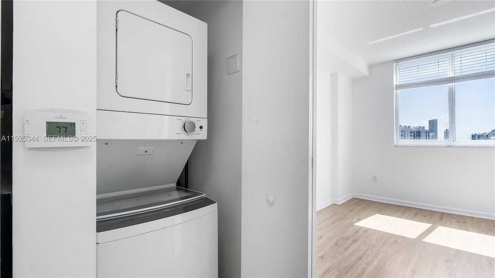 Small Image of 18800 NORTH EAST 29TH AVE #1012, Aventura Number 25