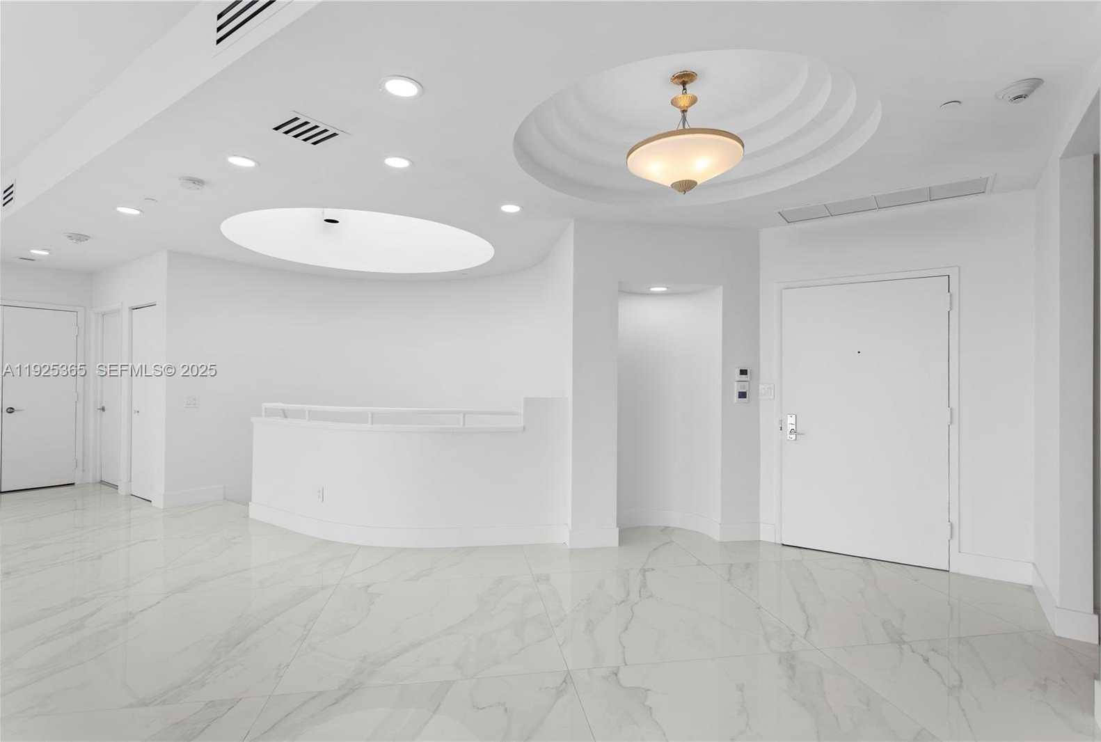 Small Image of 2000 ISLAND BLVD #PH-5, Aventura Number 2