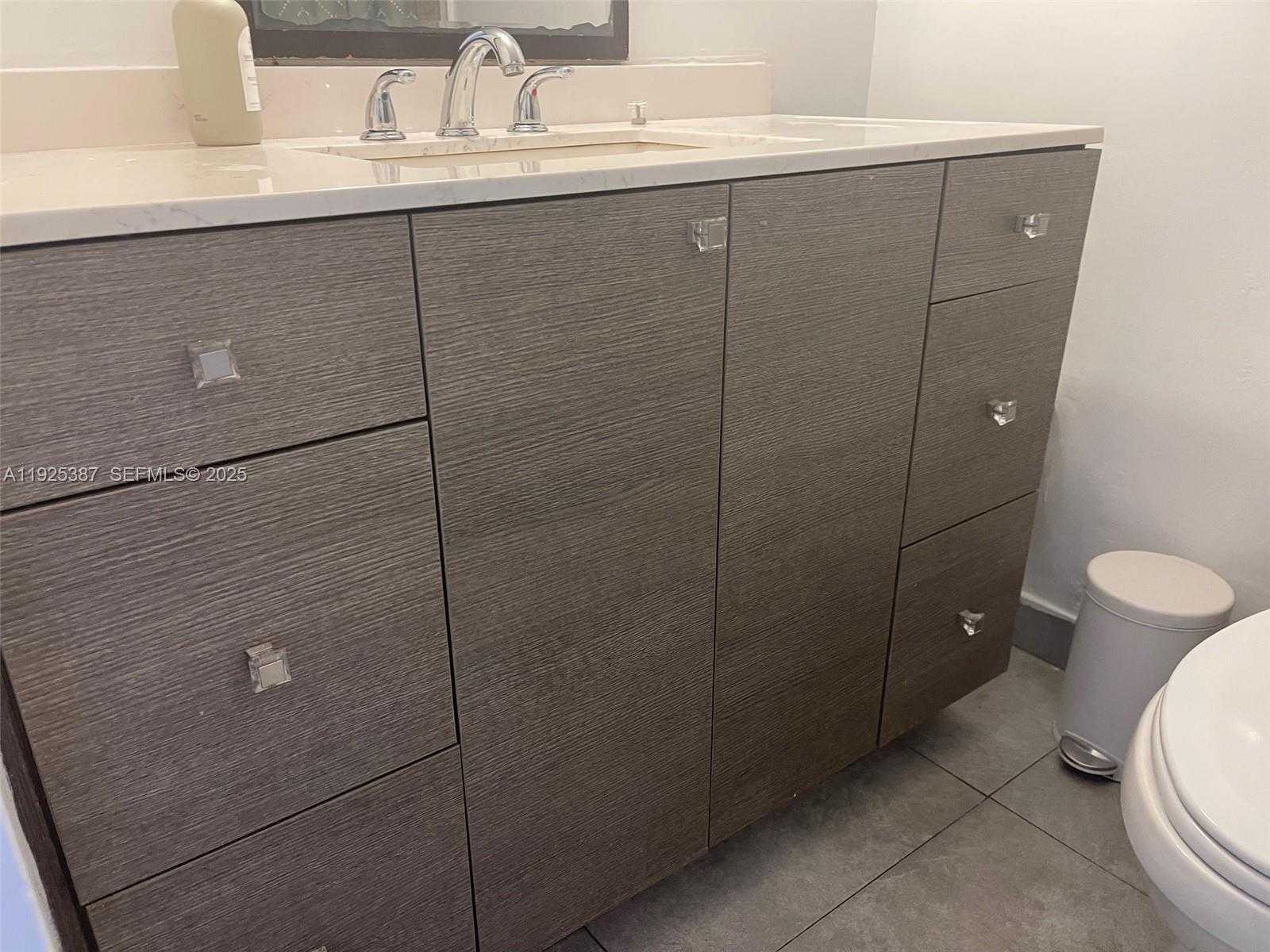 Small Image of 1000 WEST AVE #431, Miami Beach Number 13