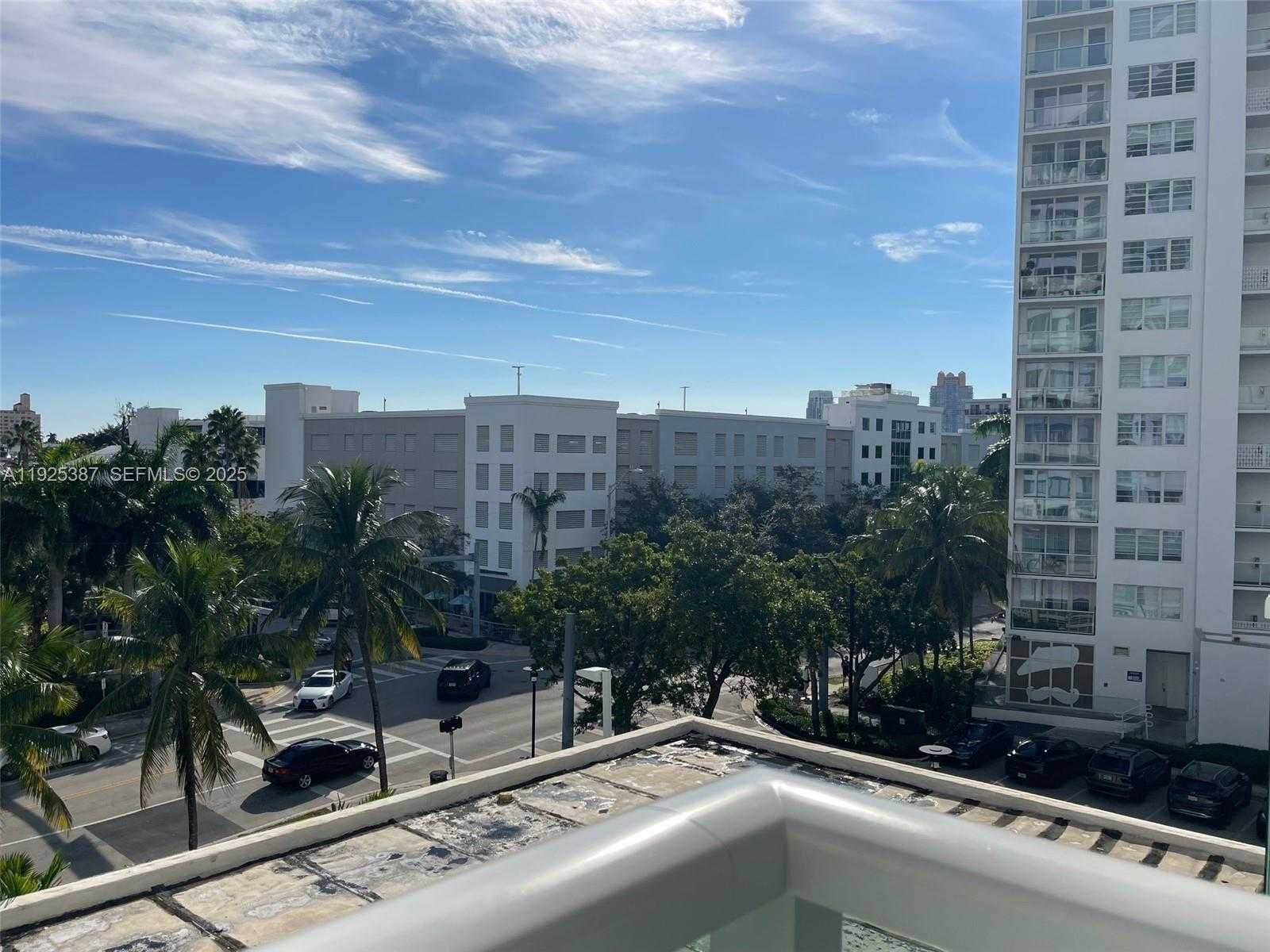 Small Image of 1000 WEST AVE #431, Miami Beach Number 41