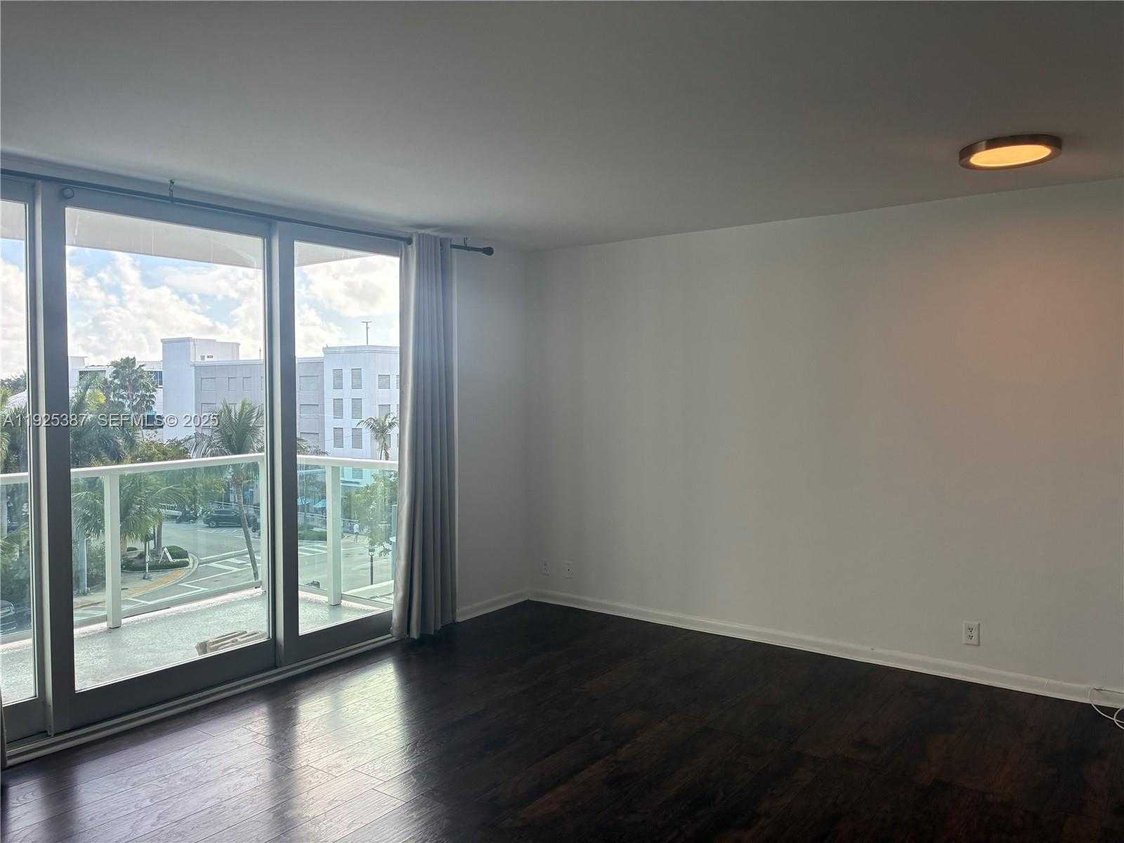 Small Image of 1000 WEST AVE #431, Miami Beach Number 46