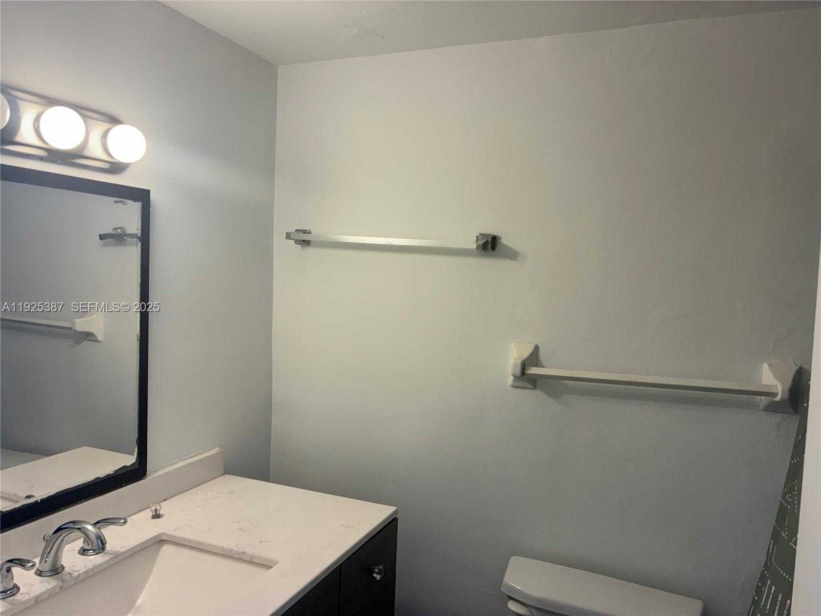 Small Image of 1000 WEST AVE #431, Miami Beach Number 49